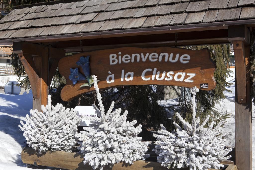 Hotel La Montagne ラ・クリュサ エクステリア 写真
