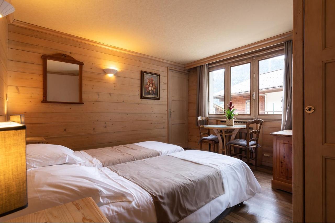 Hotel La Montagne ラ・クリュサ エクステリア 写真